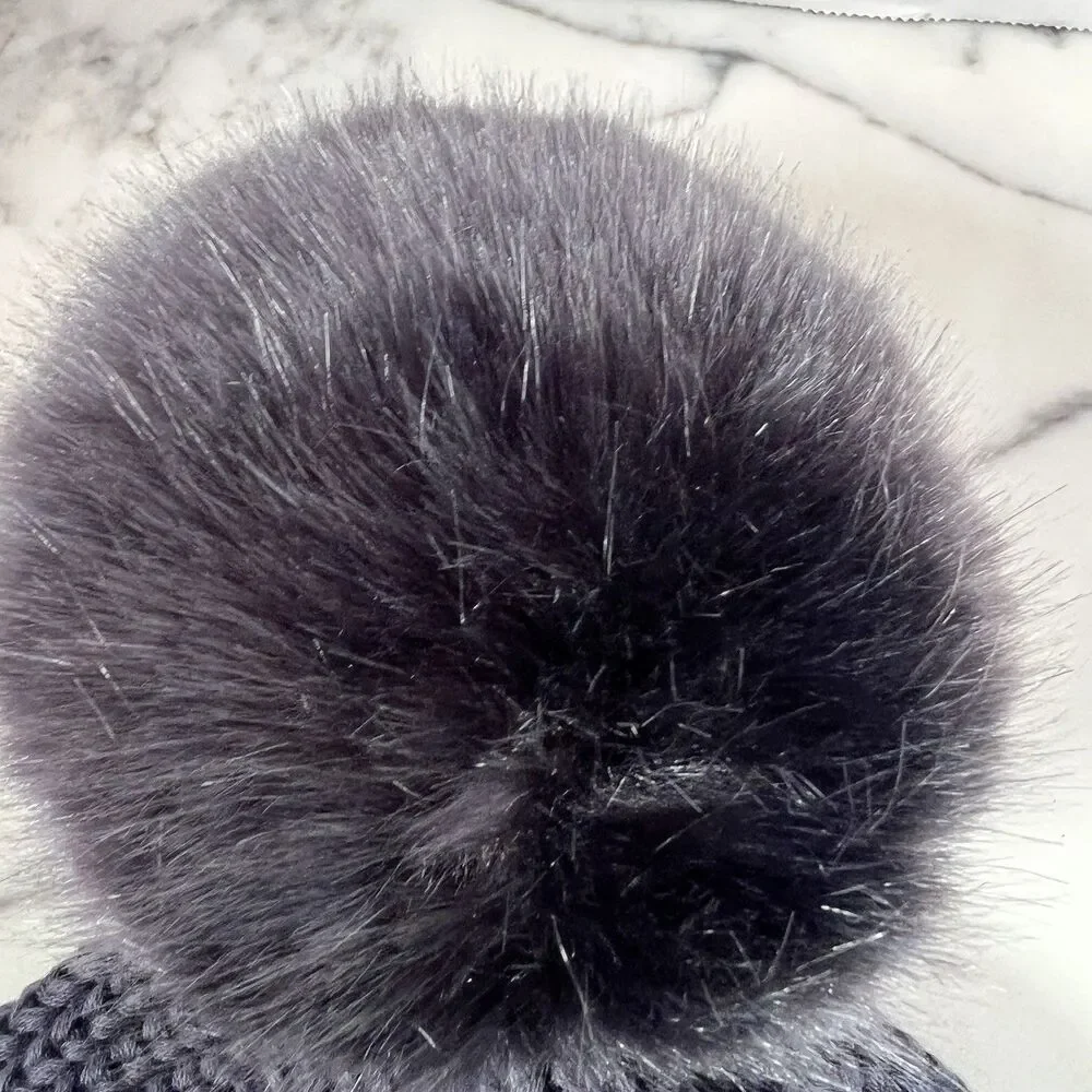 Love Your Melon x Star Wars Mandalorian Baby Yoda Grogu Knit Beanie Hat Pom Gray